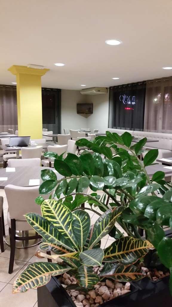 The Originals City, L'hippocampe, Sete 3*